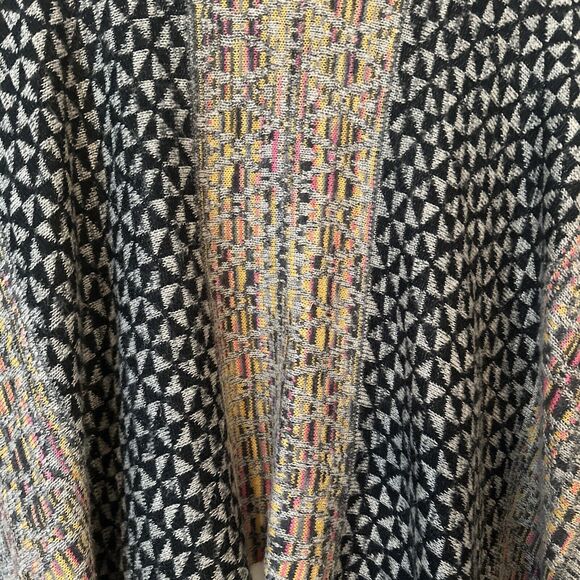 Vintage Contempo Casuals Cardigan Boho Western Shawl with Fringe One Size Y2K - Picture 6 of 6